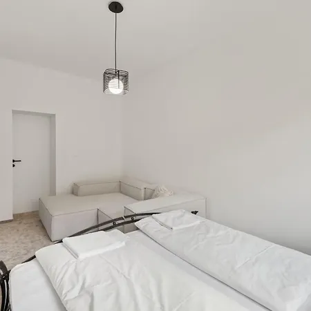 Ah Luxury Old Town Apartment Bratislava Exterior photo